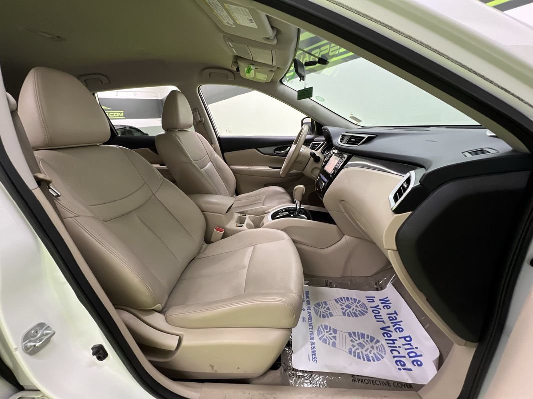 Used 2015 Nissan Rogue SL FWD image 29