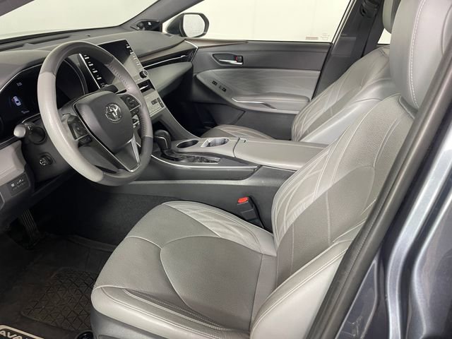 Used 2020 Toyota Avalon Limited w/ Advanced Safety Package image 2