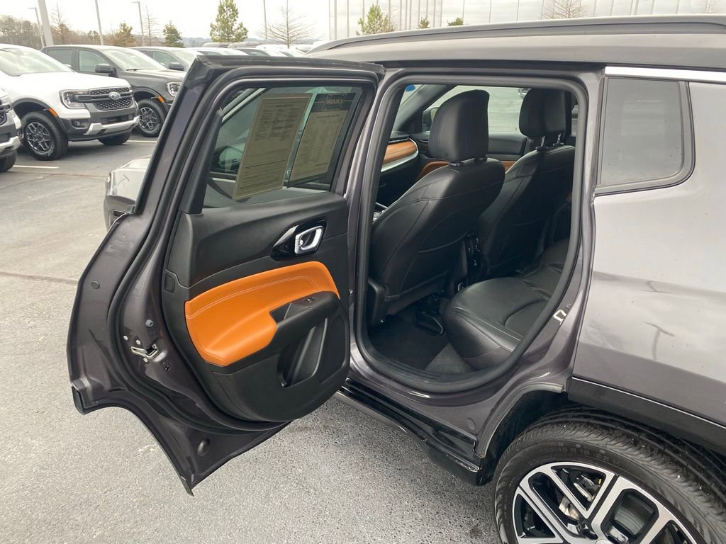 Used 2024 Jeep Compass Limited w/ Elite Group image 27