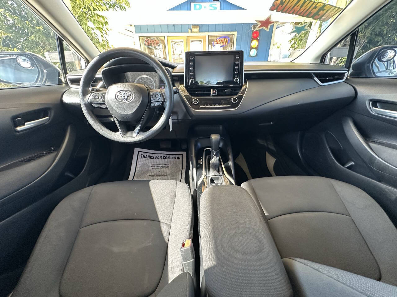 Used 2020 Toyota Corolla LE FWD image 16