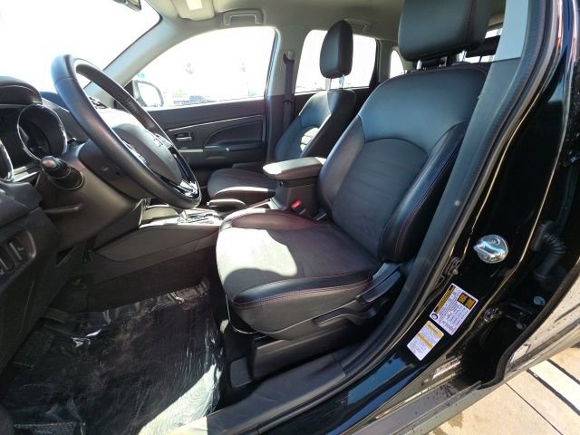 Used 2024 Mitsubishi Outlander Sport ES image 13