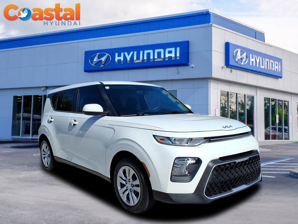 Used 2022 Kia Soul LX