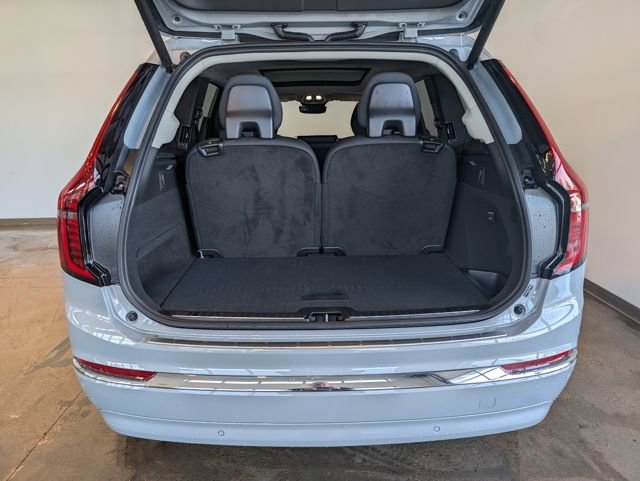 New 2026 Volvo XC90 T8 Plus w/ Protection Package Premier image 5