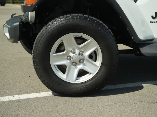 Used 2022 Jeep Gladiator Sport AWD/4WD image 12