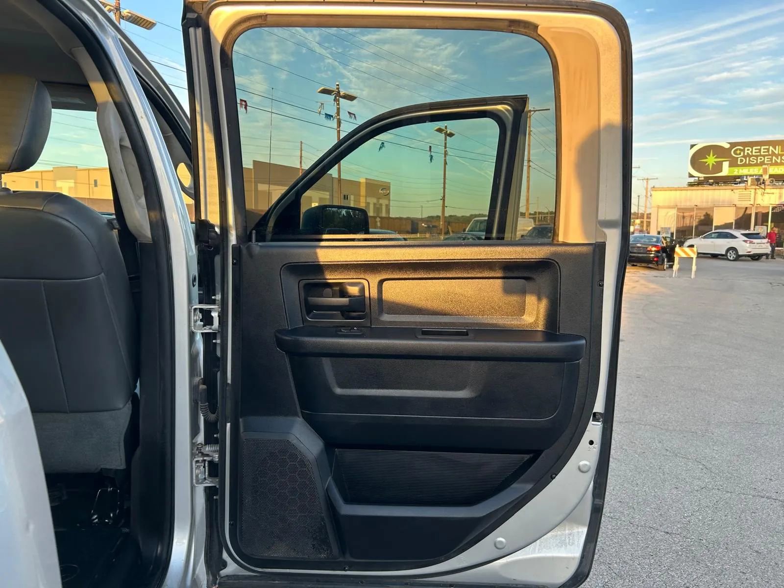 Used 2017 RAM 2500 Tradesman image 13
