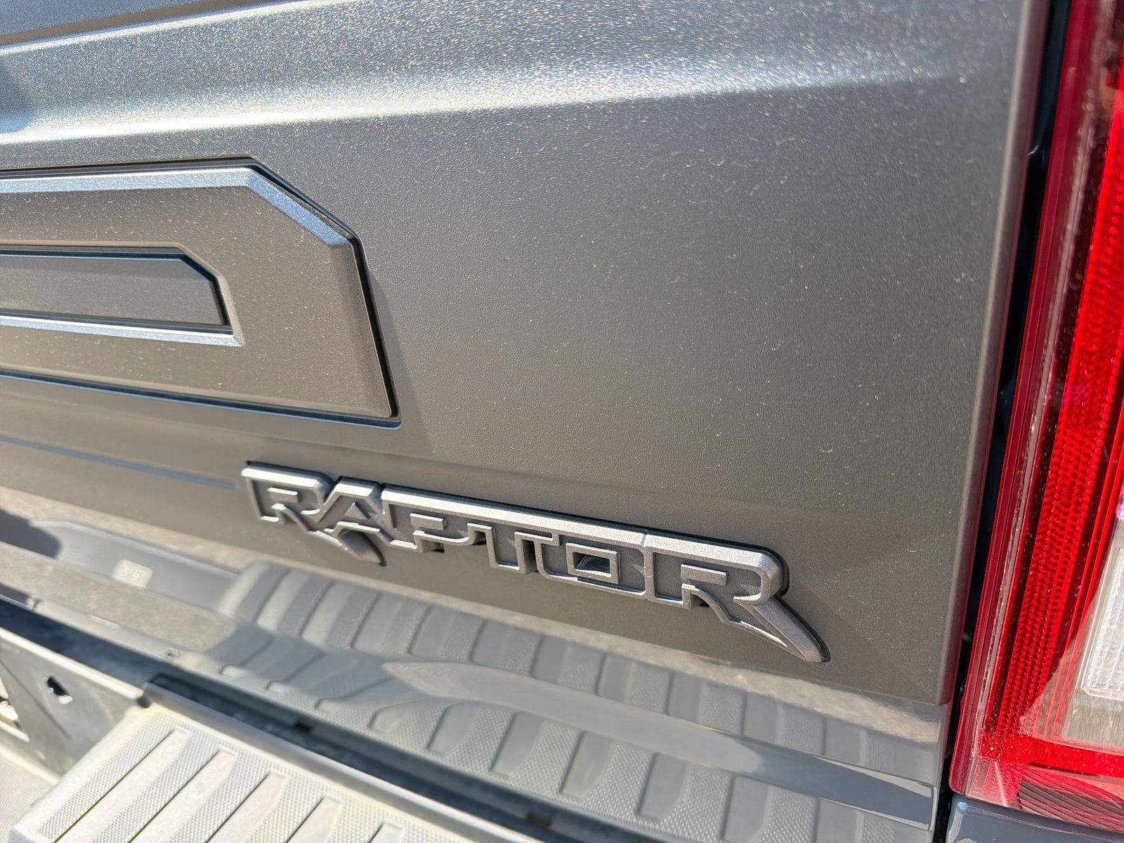 Used 2021 Ford F150 Raptor w/ Equipment Group 801A High AWD/4WD image 18