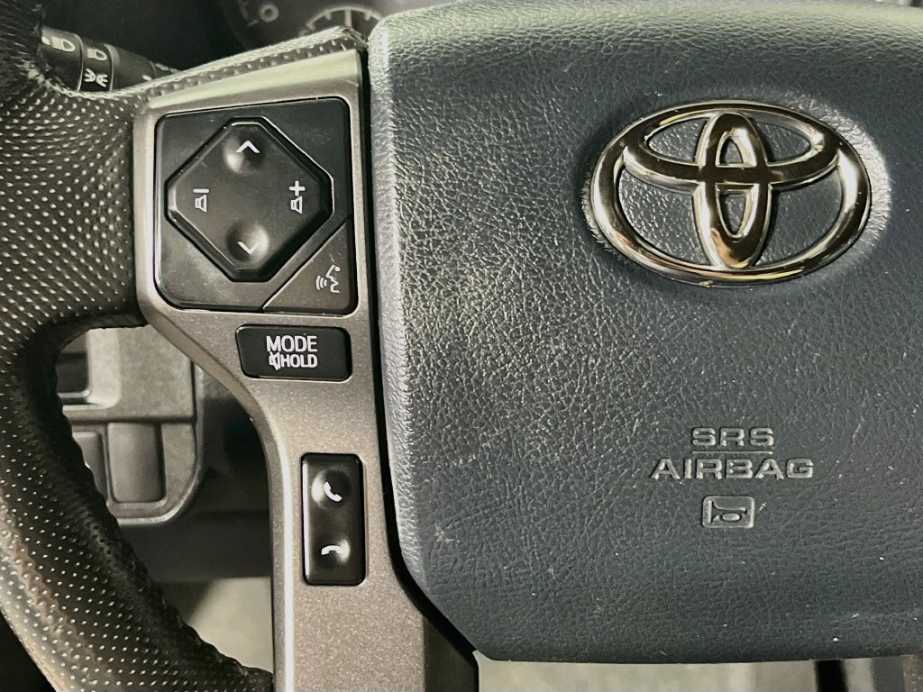 Used 2019 Toyota Tacoma TRD Sport AWD/4WD image 15