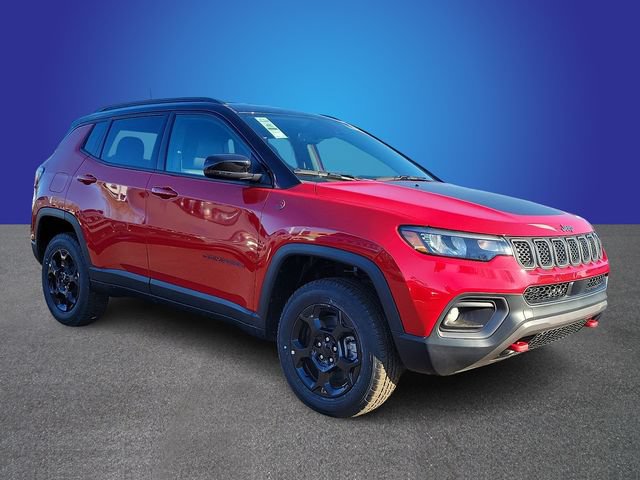 New 2024 Jeep Compass Trailhawk w/ Trailhawk Convenience Group AWD/4WD image 2