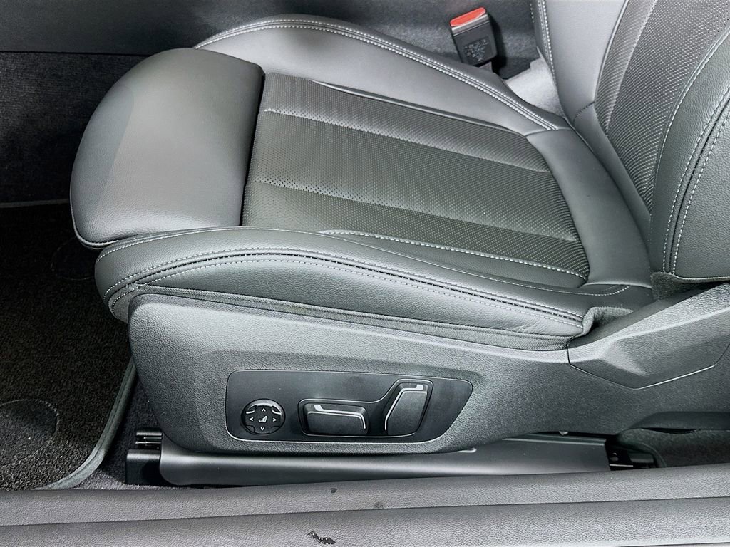 New 2026 BMW 430i Coupe w/ M Sport Package image 21