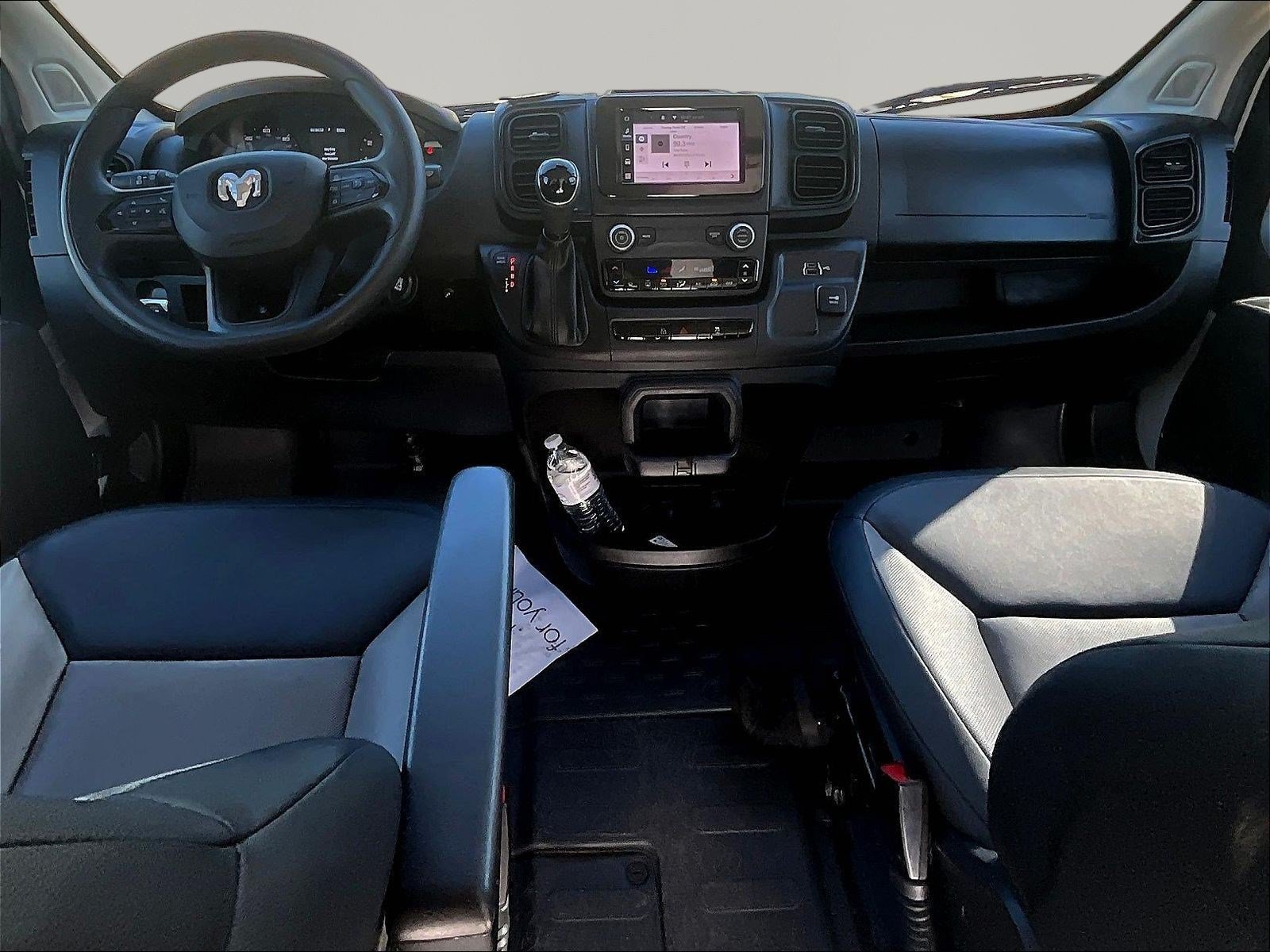 Used 2025 RAM ProMaster 2500 w/ Convenience Group FWD image 14