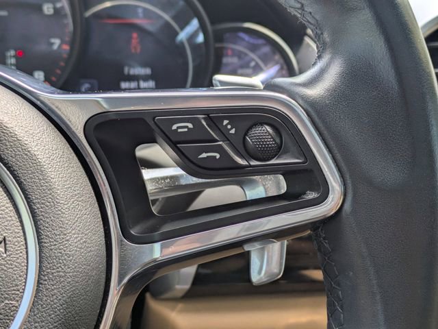 Used 2016 Porsche Cayenne image 27