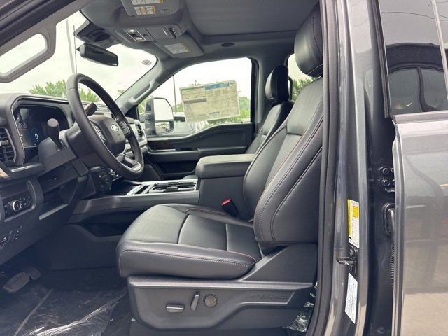 New 2025 Ford F350 Lariat w/ Lariat Ultimate Package image 10