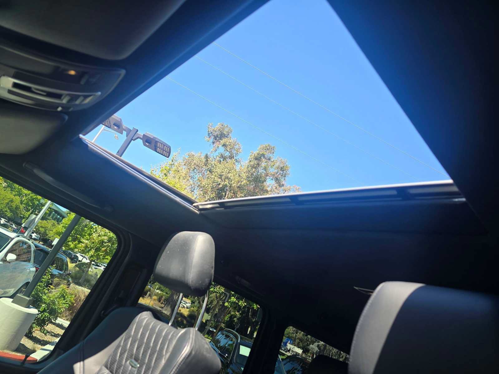 Used 2017 Mercedes-Benz G 63 AMG 4MATIC image 23
