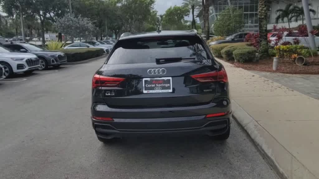 Certified 2024 Audi Q3 2.0T Premium AWD/4WD image 7