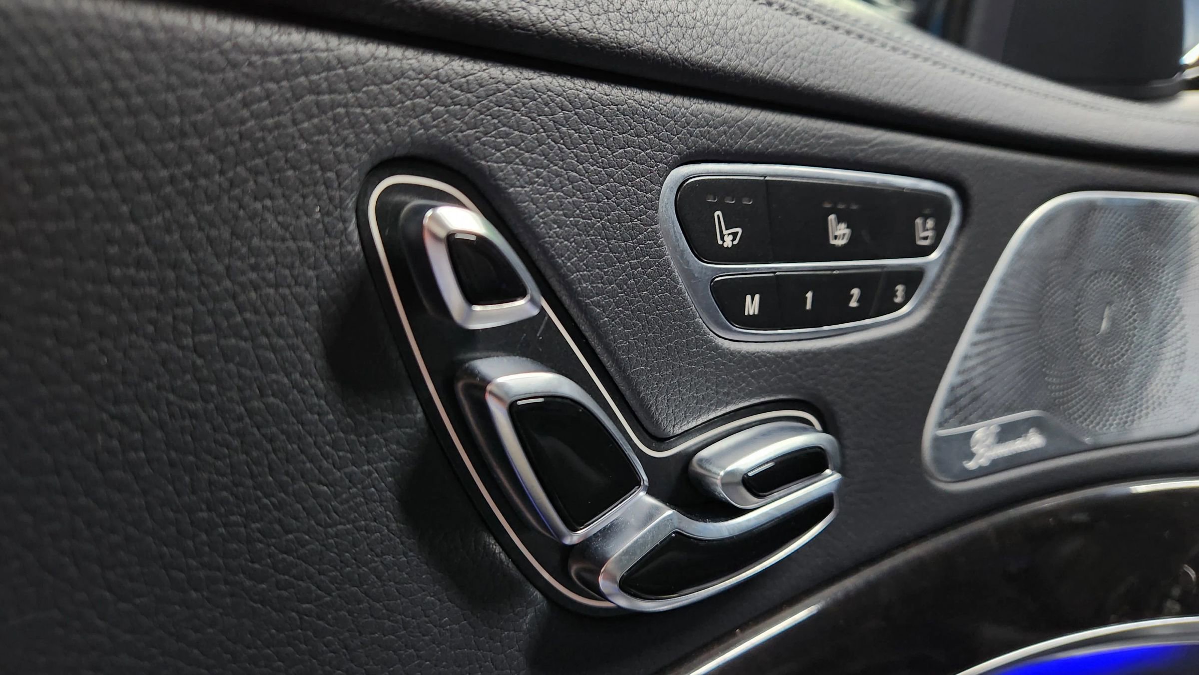 Used 2015 Mercedes-Benz S 550 4MATIC Sedan image 10