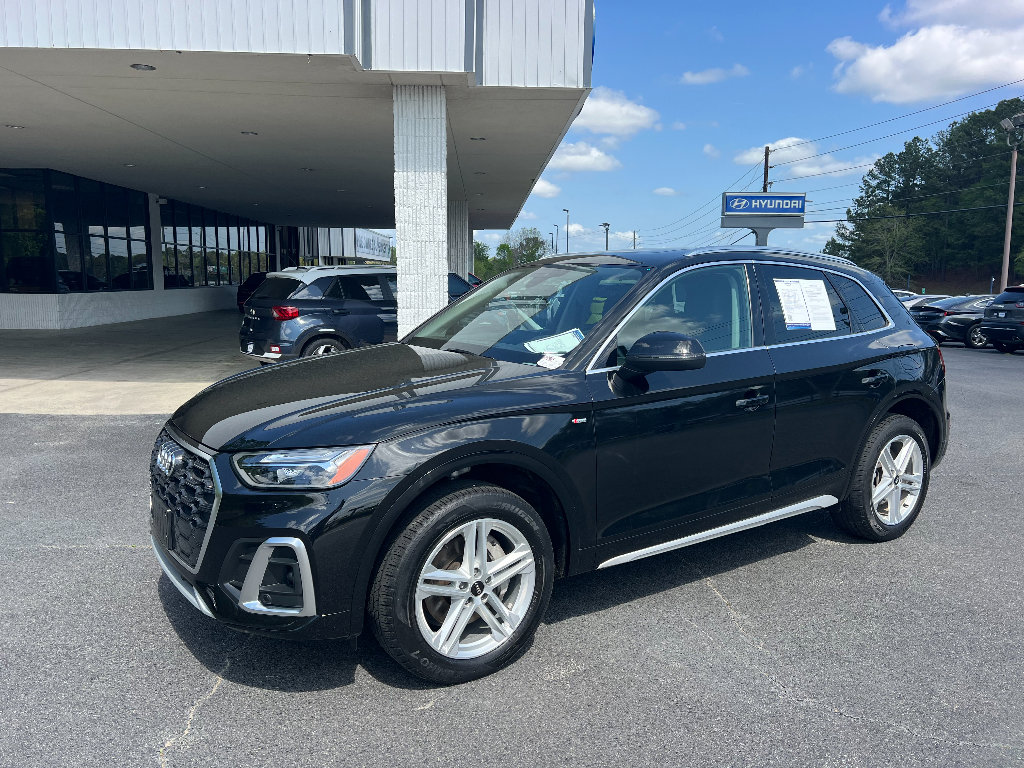 Used 2023 Audi Q5 e Premium Plus w/ Premium Plus Package