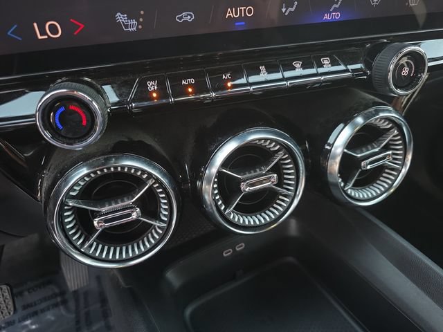 Certified 2024 Chevrolet Blazer EV LT AWD/4WD image 20
