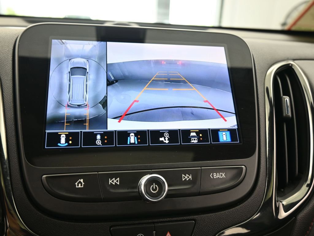 Used 2022 Chevrolet Equinox RS w/ Infotainment Package image 20