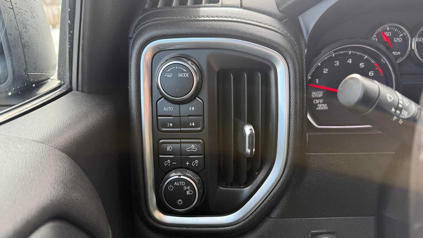Used 2020 Chevrolet Silverado 1500 RST w/ All-Star Edition AWD/4WD image 14