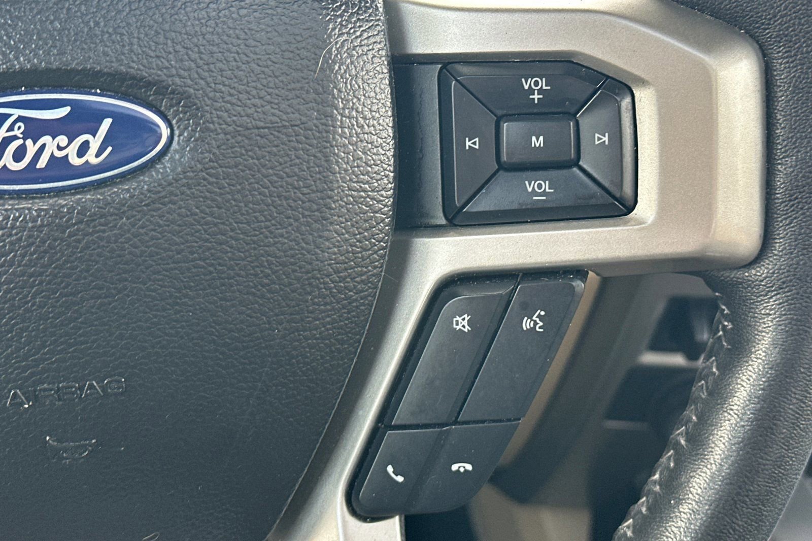 Used 2020 Ford F250 Lariat w/ Lariat Ultimate Package image 27