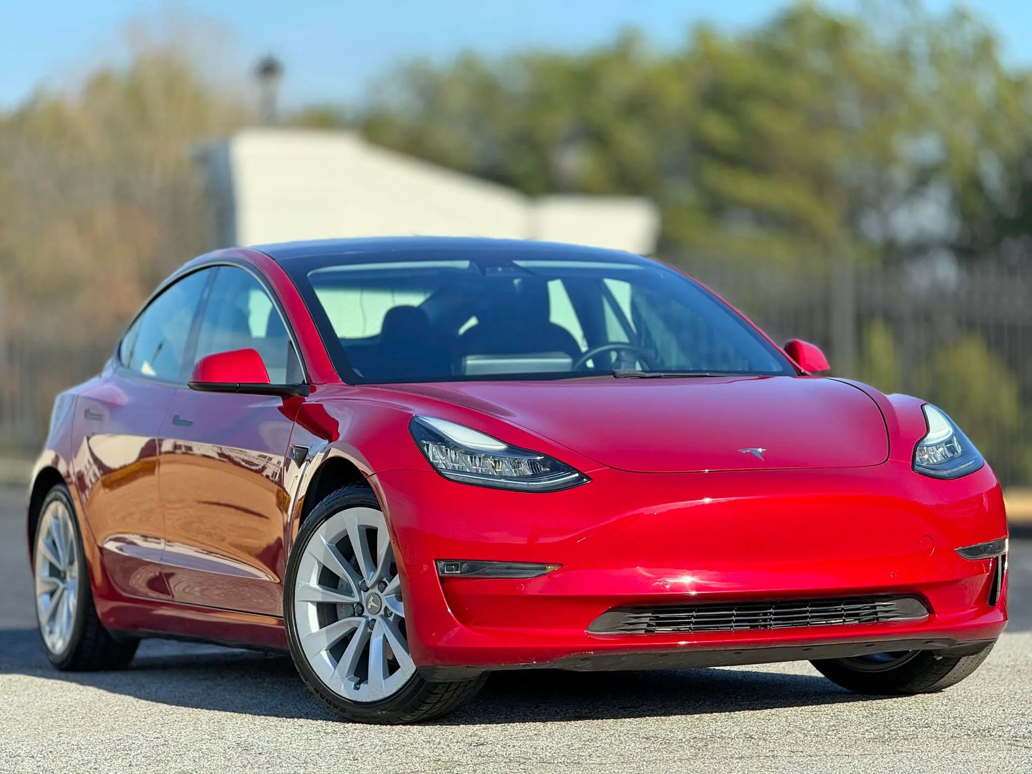 Used 2021 Tesla Model 3 Standard Range Plus image 4