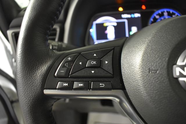 Certified 2025 Nissan Leaf SV Plus image 16