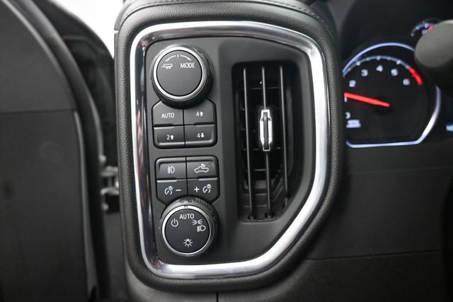 Used 2021 Chevrolet Silverado 1500 LT Trail Boss w/ Bed Protection Package AWD/4WD image 19