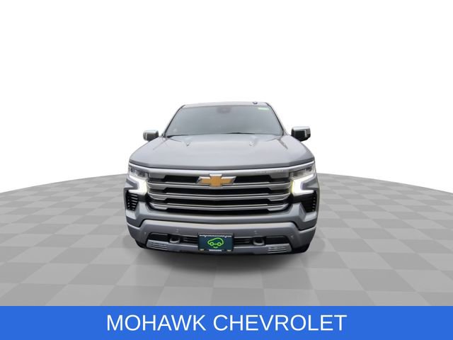 Used 2023 Chevrolet Silverado 1500 High Country w/ High Country Premium Package image 3