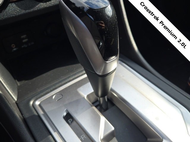 Used 2021 Subaru Crosstrek 2.0i Premium w/ Moonroof Package image 19