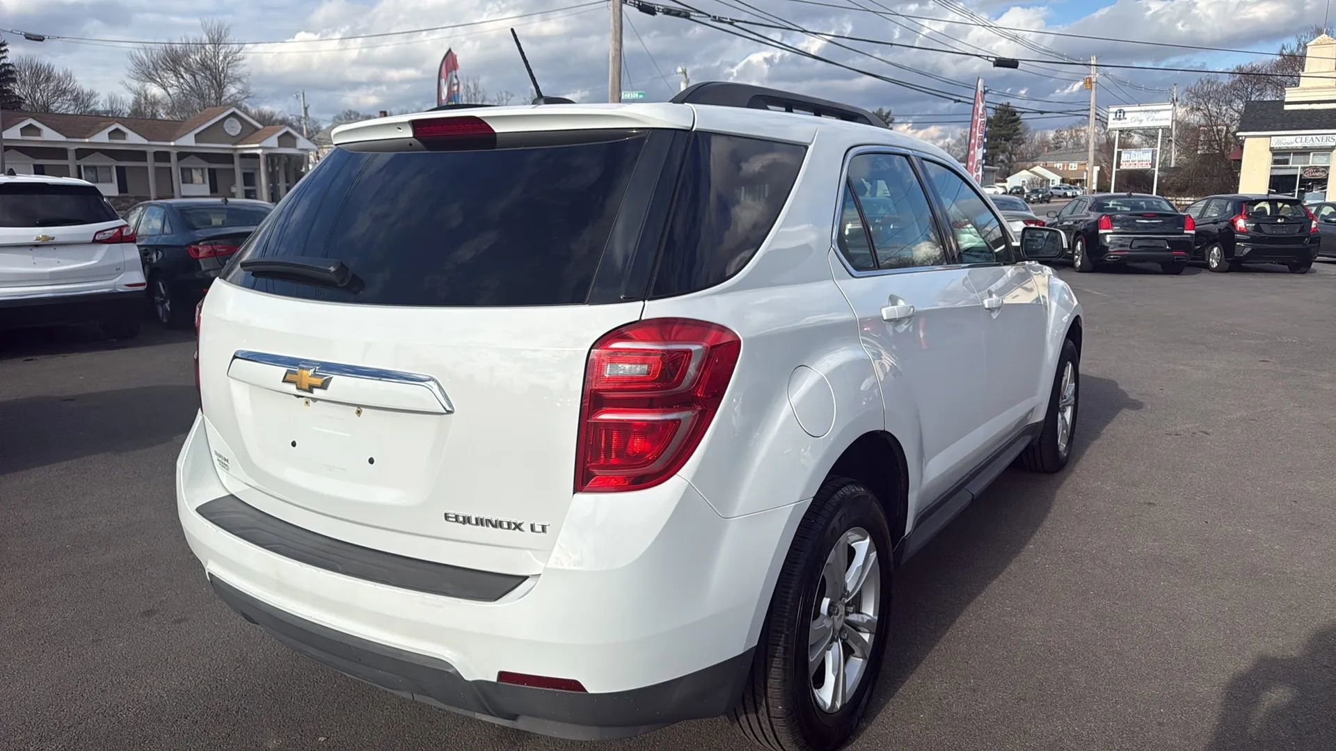Used 2016 Chevrolet Equinox LT w/ Convenience Package image 9