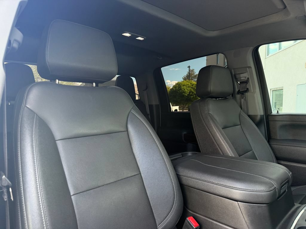 Used 2023 GMC Sierra 3500 SLT w/ SLT Premium Package AWD/4WD image 22