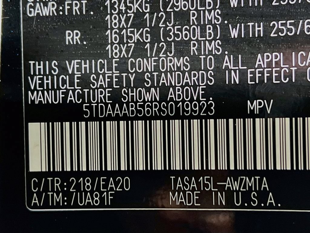 Certified 2024 Toyota Grand Highlander AWD image 29