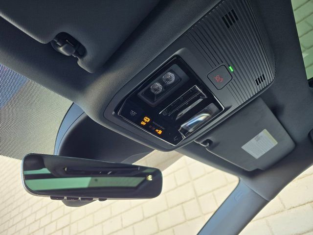 Used 2024 Audi Q4 e-tron Premium Plus image 48