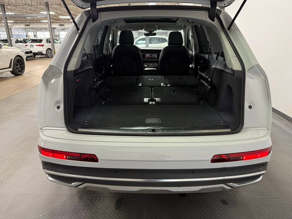 Used 2023 Audi Q7 2.0T Premium Plus AWD/4WD image 24