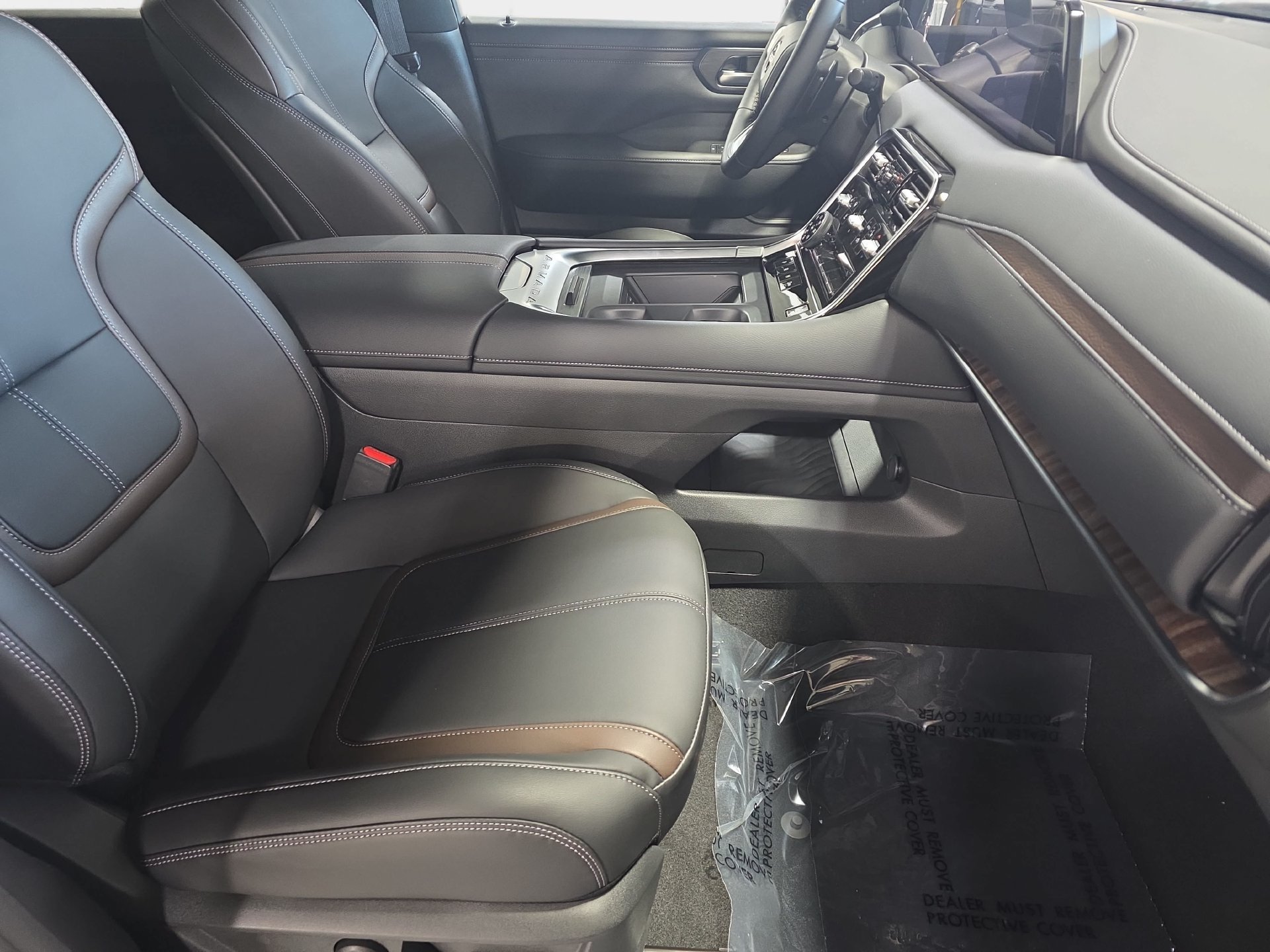 New 2026 Nissan Armada SL w/ Captain's Chari Seat Package AWD/4WD image 10