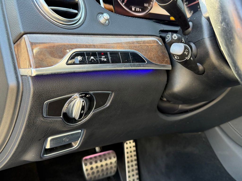 Used 2014 Mercedes-Benz S 550 Sedan image 16