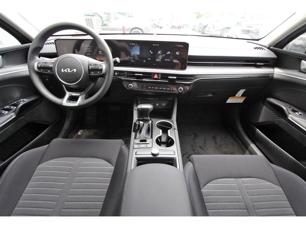 New 2026 Kia K5 LXS FWD image 8