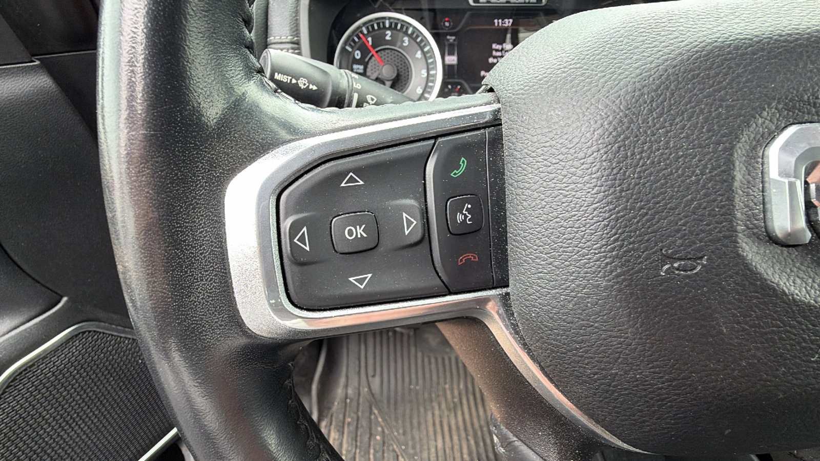 Used 2023 RAM 1500 Laramie image 27