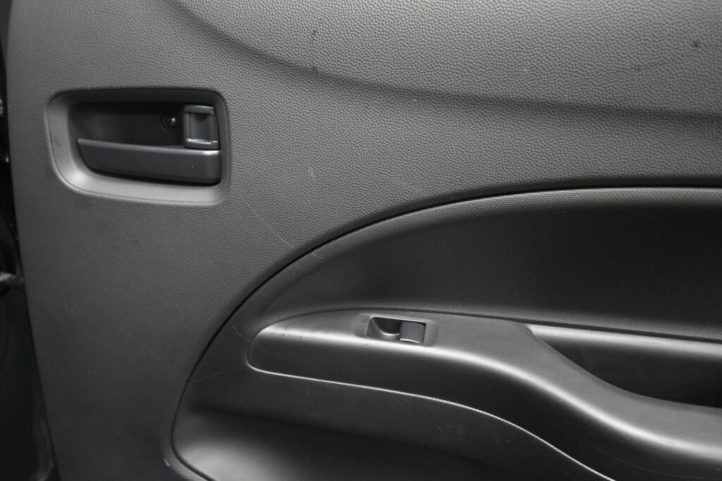 Used 2024 Mitsubishi Mirage G4 ES FWD image 23
