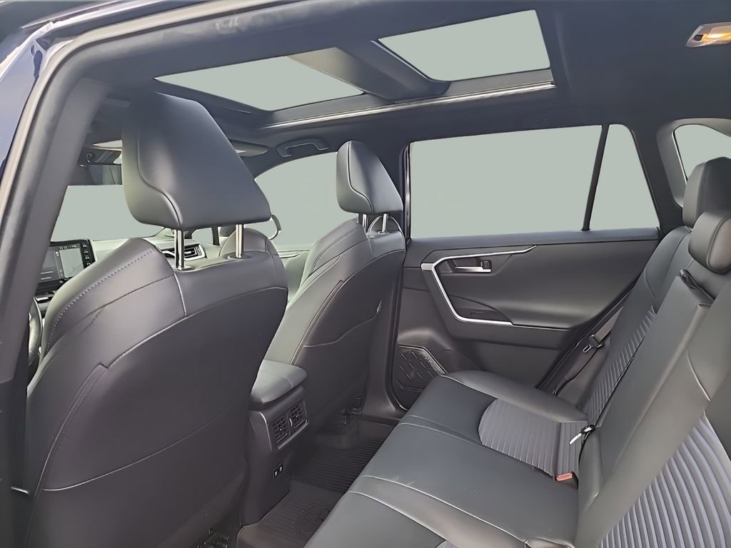 Used 2020 Toyota RAV4 XSE image 19