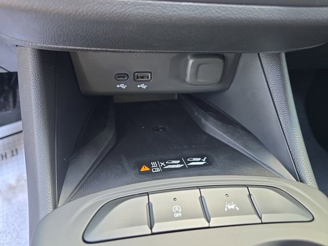 New 2026 Buick Envista Sport Touring FWD image 22