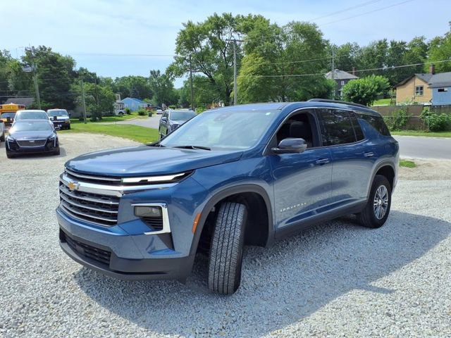 Used 2024 Chevrolet Traverse LT image 13