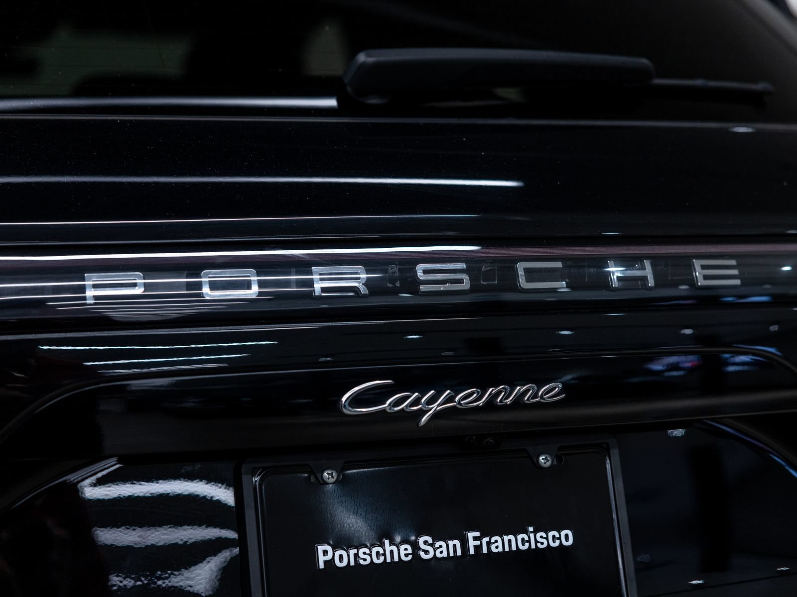 Certified 2023 Porsche Cayenne AWD/4WD image 20