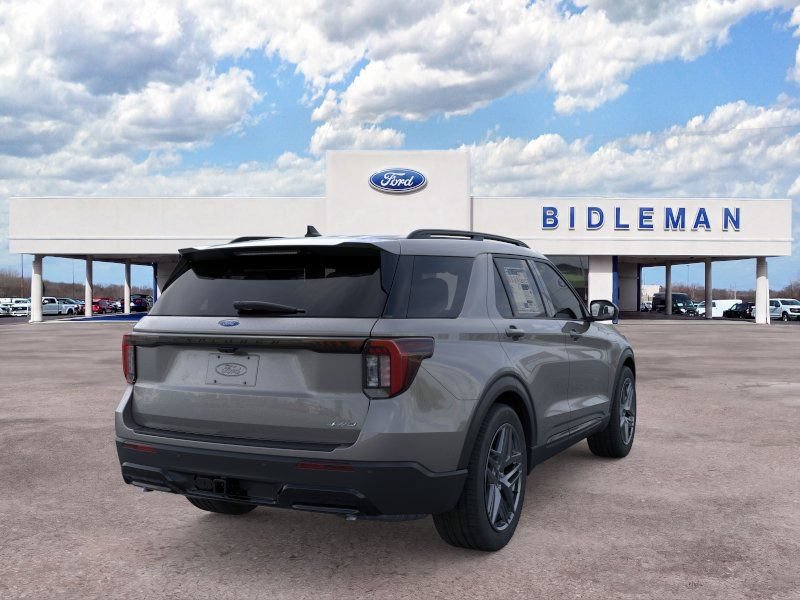 New 2026 Ford Explorer ST-Line w/ ST-Line Street Pack AWD/4WD image 9