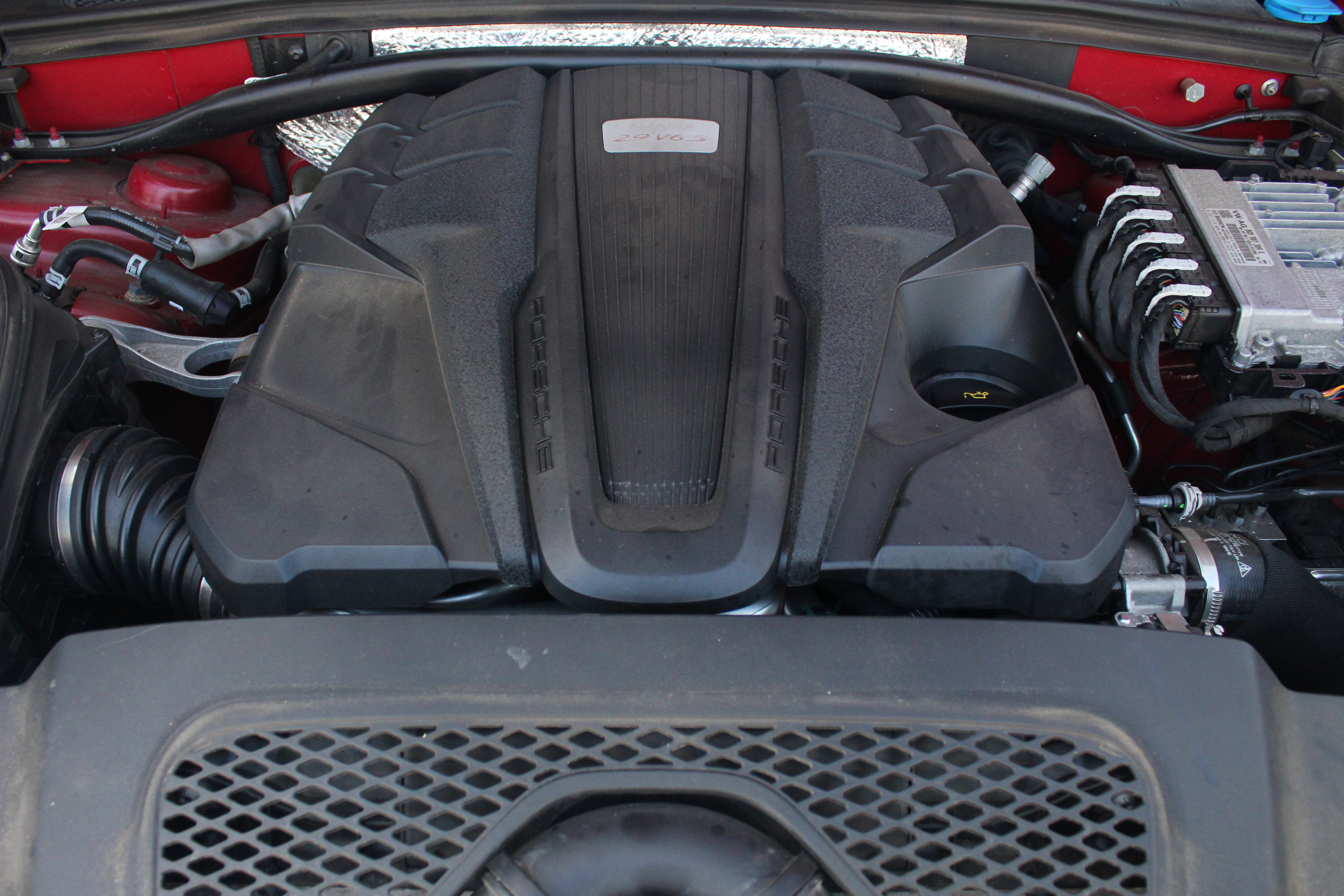 Used 2022 Porsche Macan S image 12