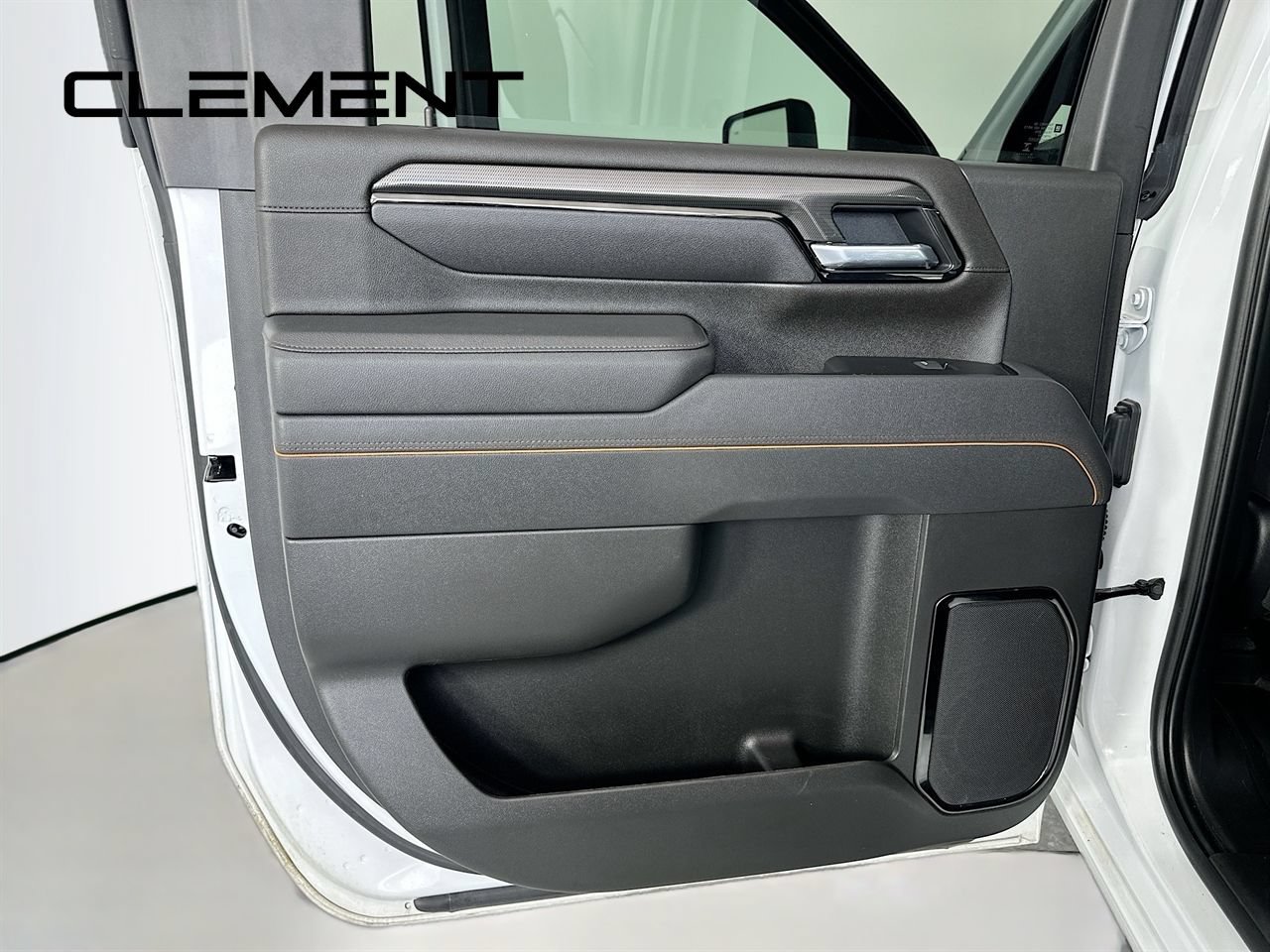 Used 2025 GMC Sierra 2500 AT4 AWD/4WD image 31