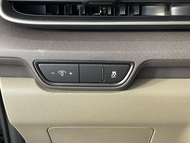 New 2026 Kia Carnival EX FWD image 12