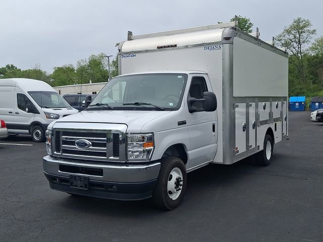 Certified 2023 Ford E-450 and Econoline 450 Super Duty w/ Power Windows & Locks Group RWD image 6
