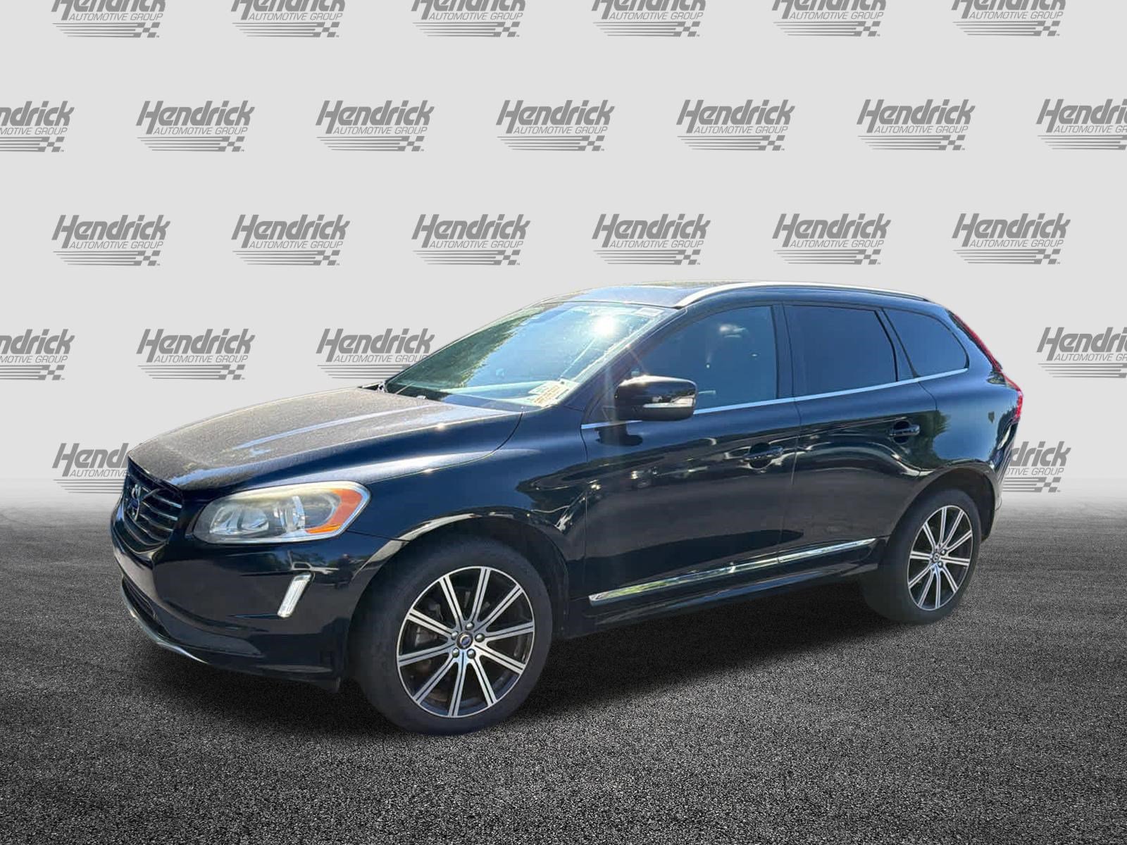 Used 2015 Volvo XC60 T5 w/ Climate Package AWD/4WD image 7