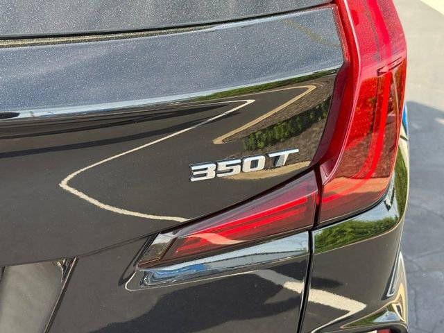 Used 2024 Cadillac XT4 Premium Luxury FWD image 5
